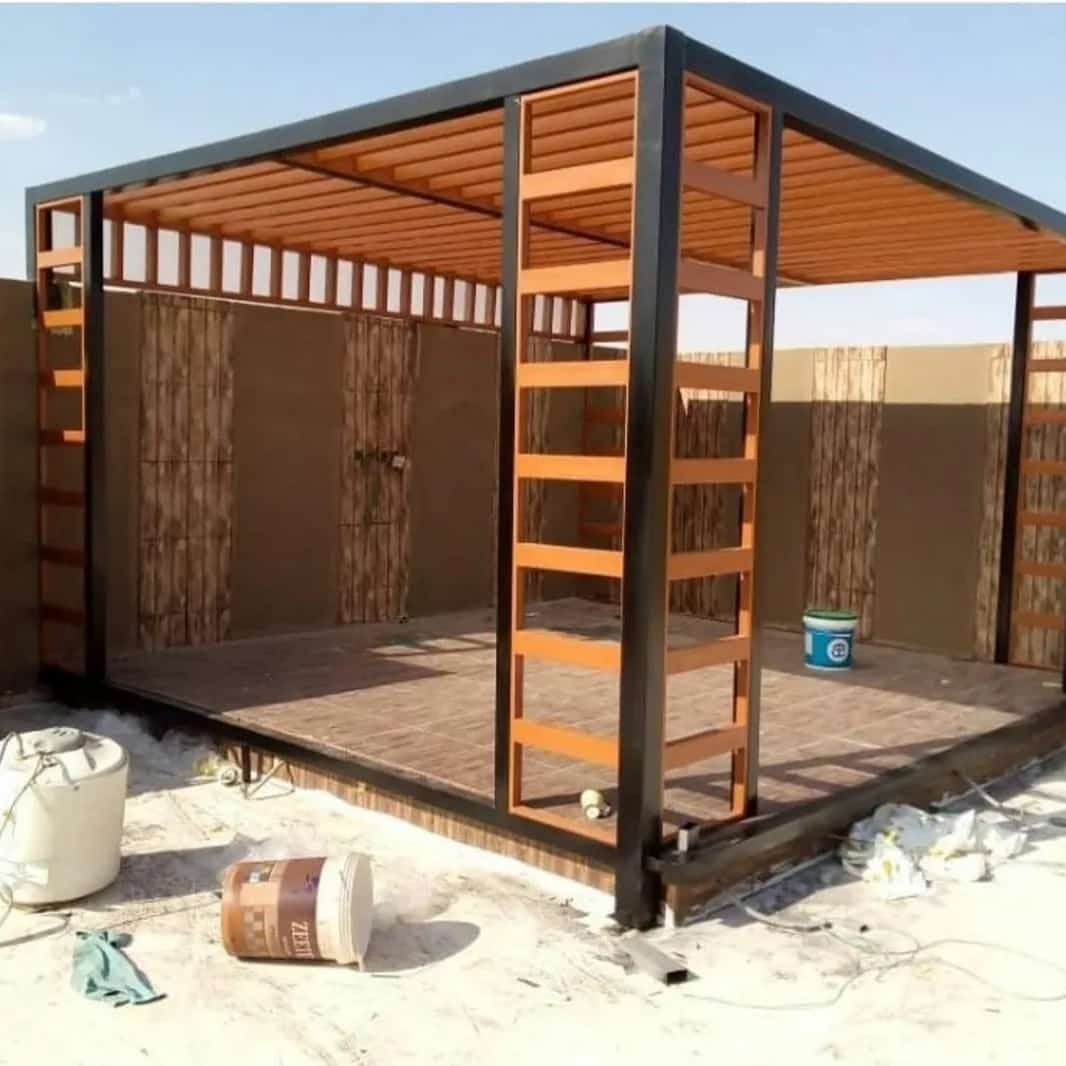 برجولات هرمية